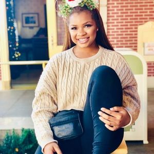 Cable knit cropped sweater PLT